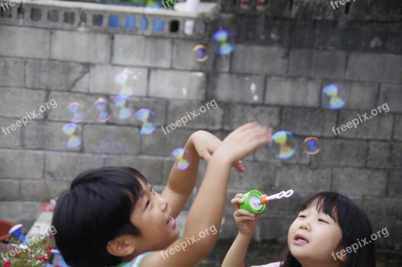 Children's Play Bubbles Free Photos