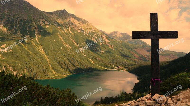 Tatry Black Pond Tracked Mountains Poland Tourism