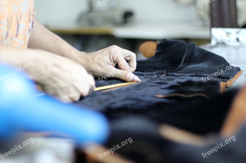 Manufacture Stitching Busy Clothes Clothing