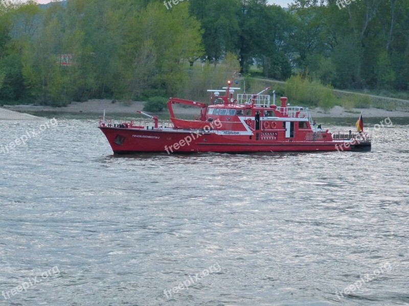 Ship Fire Boat River Help