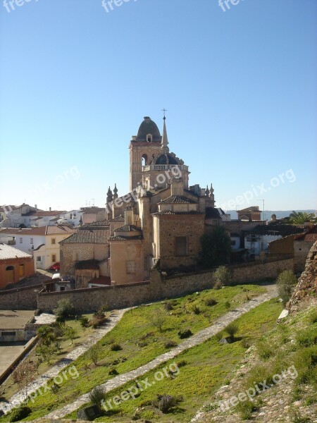 Church Santa María De La Encarnación Sherry Of The Knights Badajoz Landscape