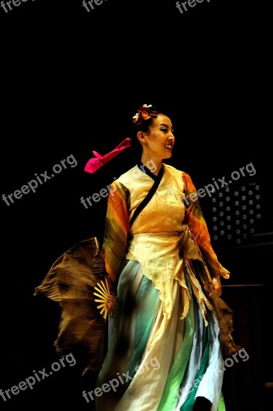 Dance Traditional Republic Of Korea Dancing Free Photos