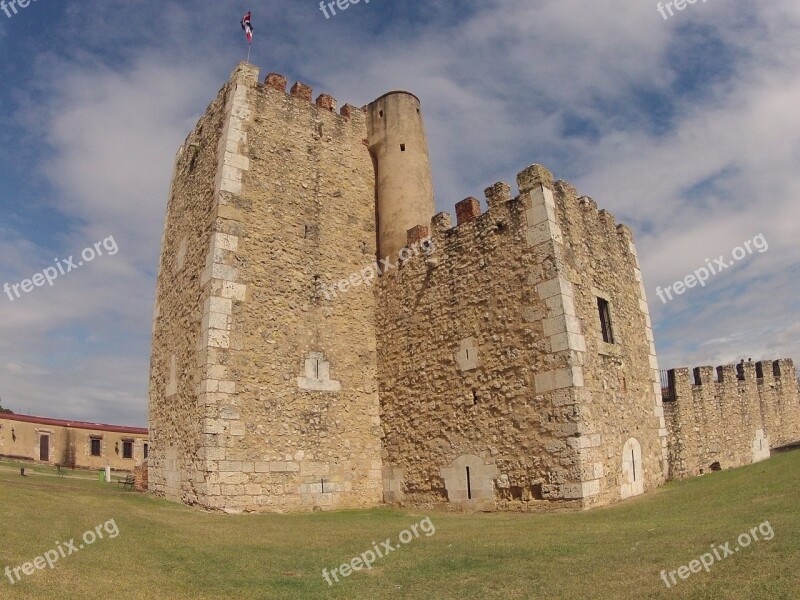 Strong Ozaleza Santo Domingo Dominican Republic Monument Landscape