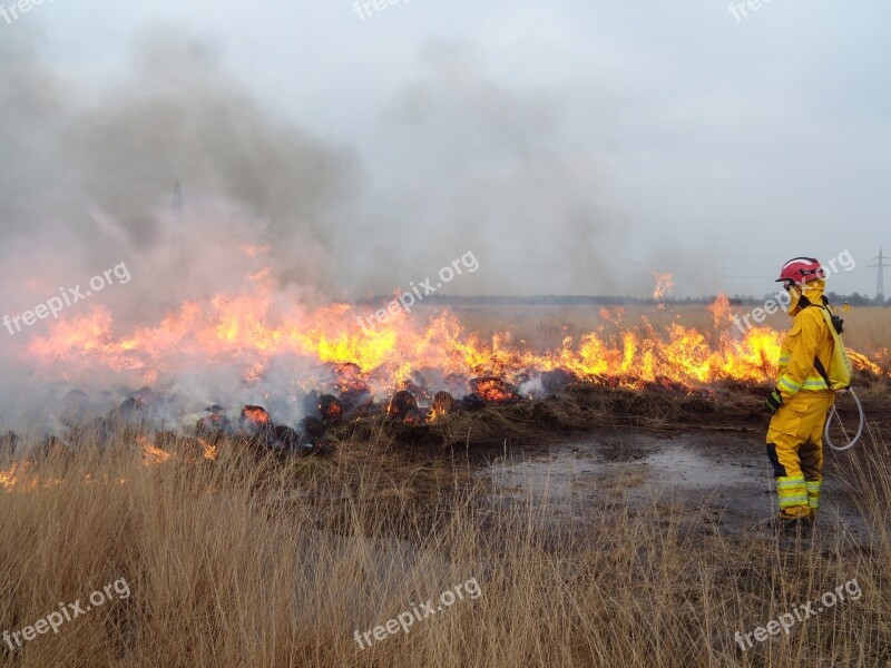 Fire Heide Heath Fire Fire Department Extinguish