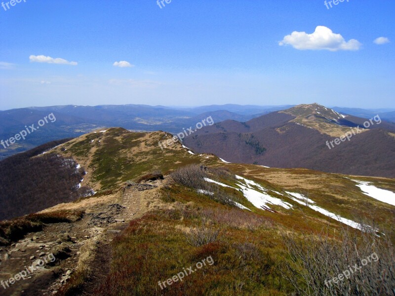 Poland Bieszczady Spring Mountains The Horizon