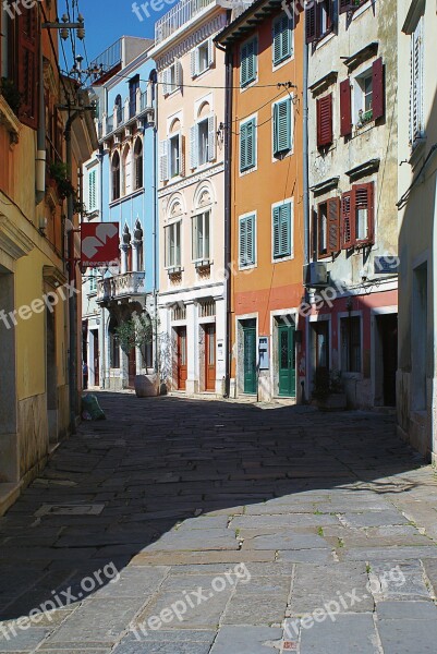 City Buildings The Old Town Pediments Buildings Façades