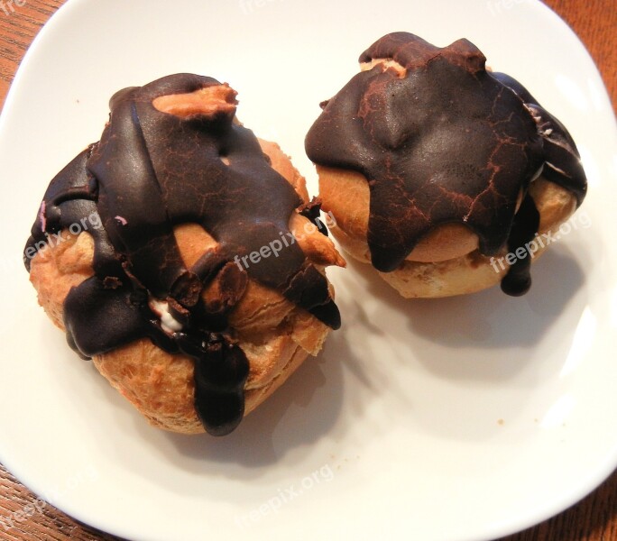 Chocolate Cream Puffs Pastry Whipped Cream Sugar Food