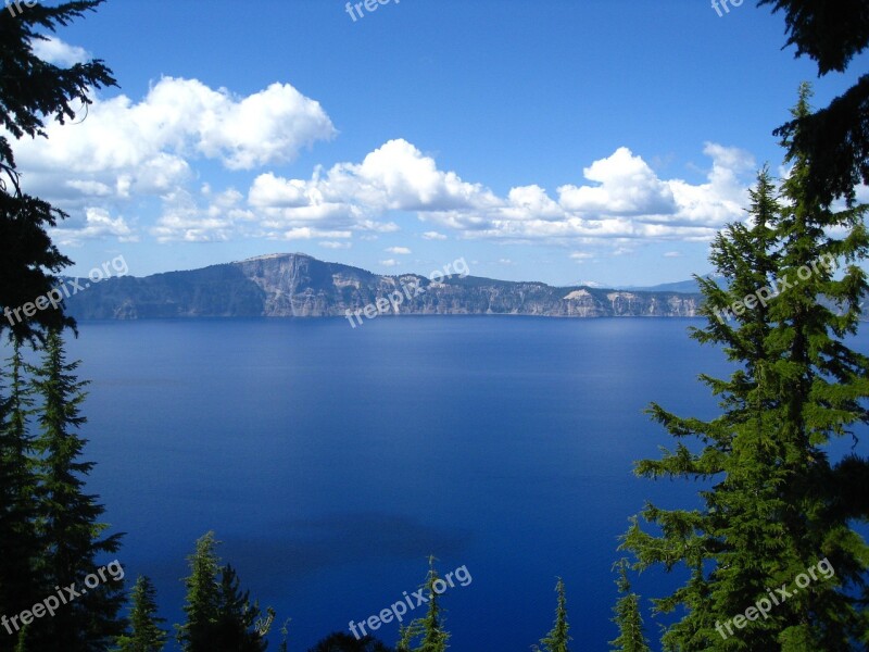 Crater Lake Cascade Mountains National Park Oregon Cascade