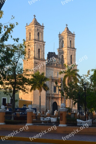 Valladolid Architecture Church Mexico Christianity