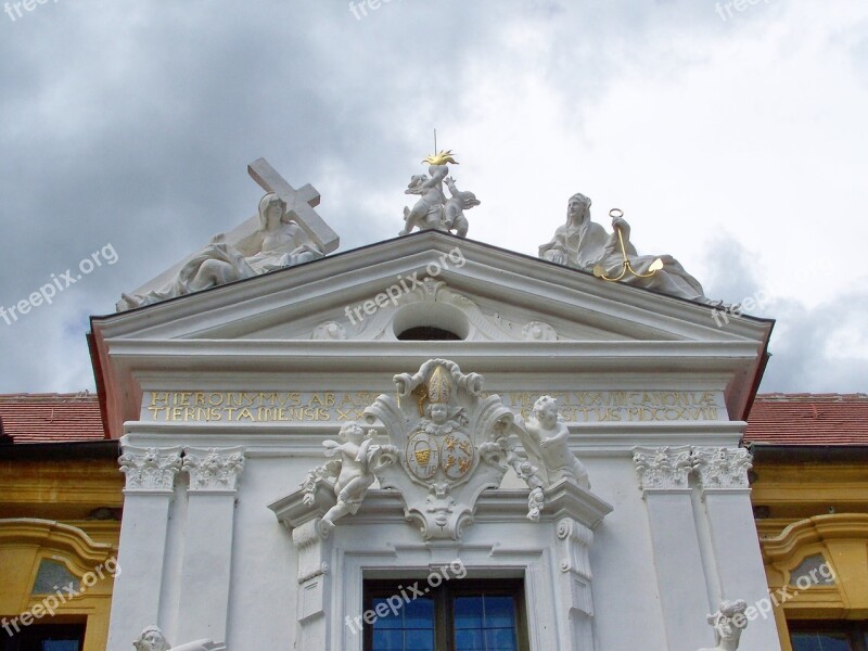 Dürnstein Building Sculpture Ornate Facade Free Photos