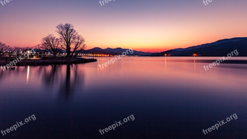 People South Han Two Water Head Misty Morning Tourist Destination