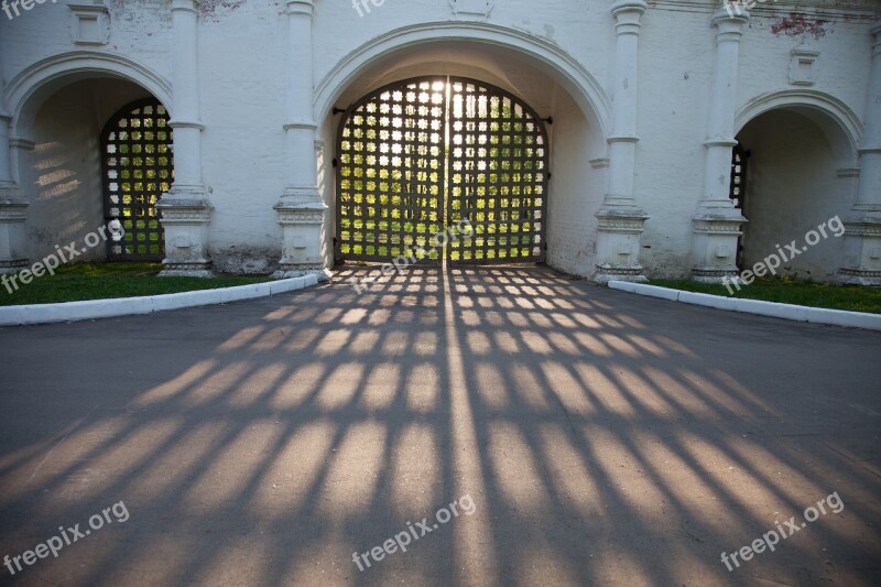 Izmailovo Gate Homestead Shadow Mansion