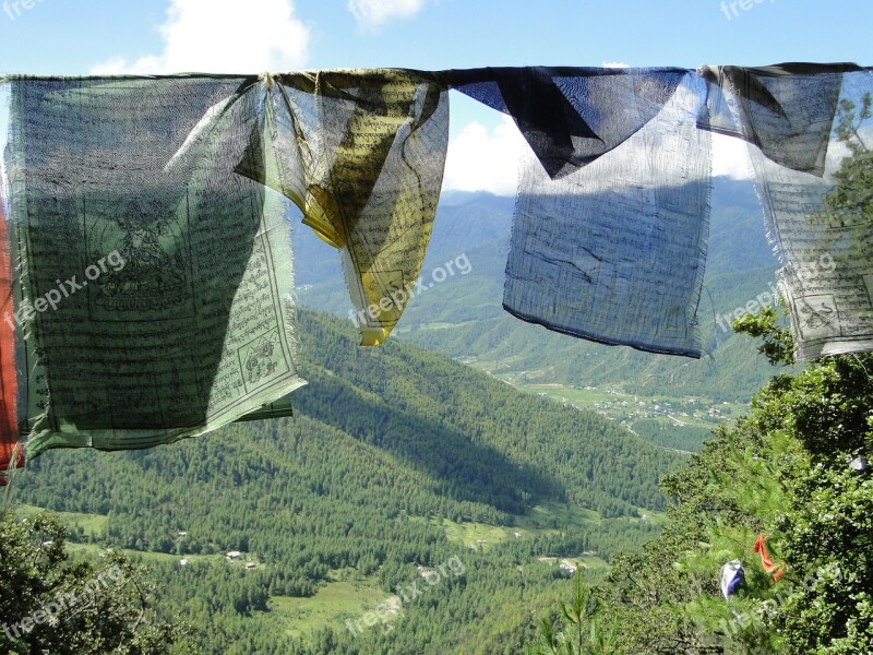 Prayer Flags Mountain Bhutan Free Photos