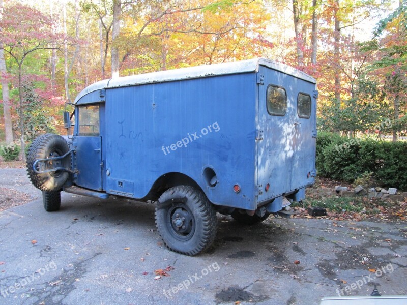 Old Vintage Jeep Retro Antique