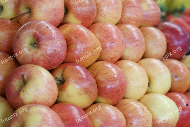 Fruit Apples Market Guayaquil Ecuador