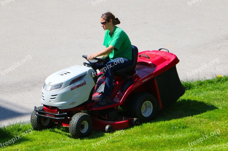 Rush Lawn Mower Driver Green Engine Noise