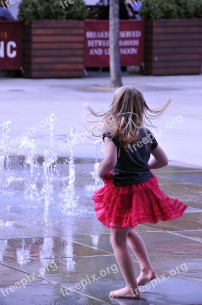 Little Girl Dance Water Jets Basin Fountain