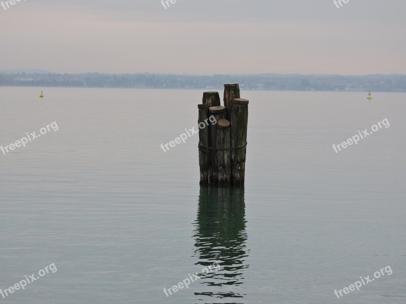 Lake Trunk Water Horizon Garda