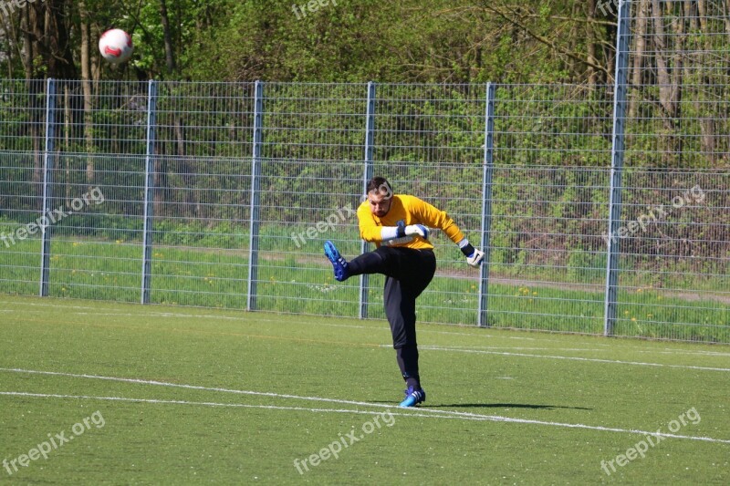 Meadow Athletes Football Goalkeeper Auskick