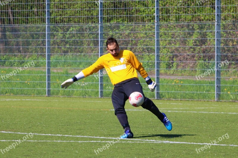 Meadow Athletes Football Goalkeeper Auskick