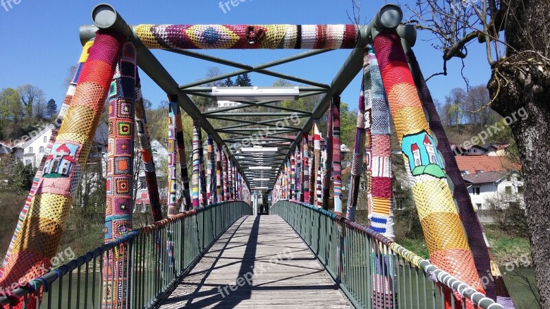 Trostberg Chiemgau Alz Alzbrücke Artwork