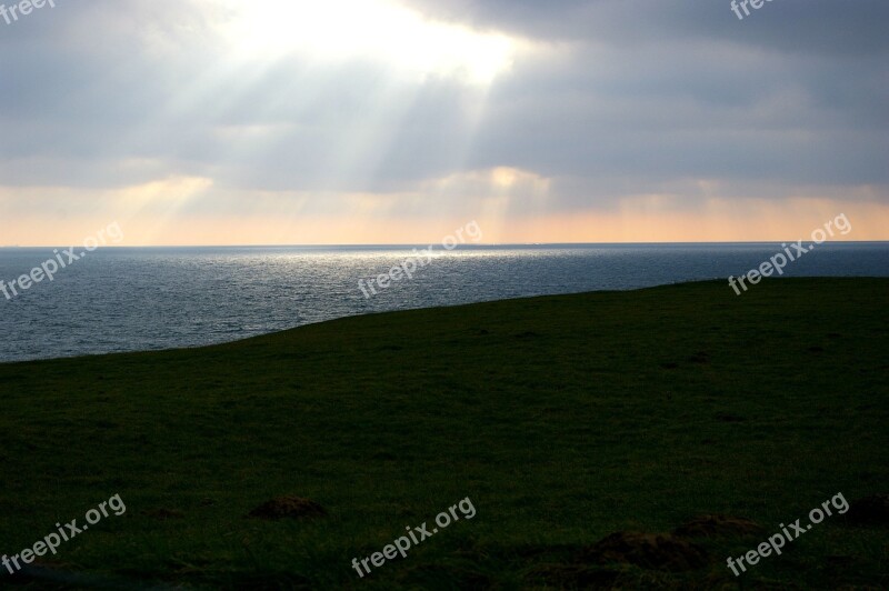 Horizon Opening Ray Of Light Positive Sunbeam