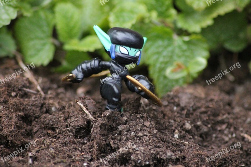 Skylanders Game Outdoors Ninja Elf