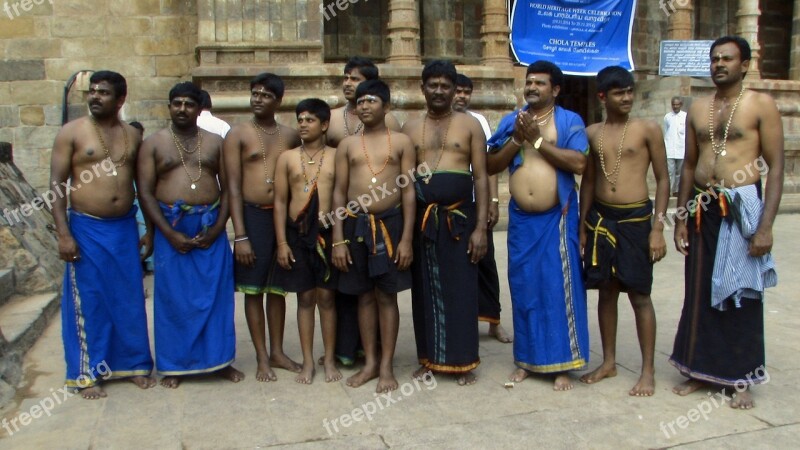 Group Of Pilgrims Darasuram India Human Indians