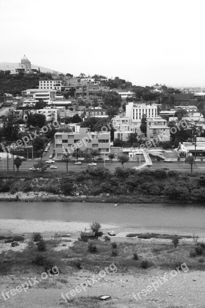 City Monterrey River Side White