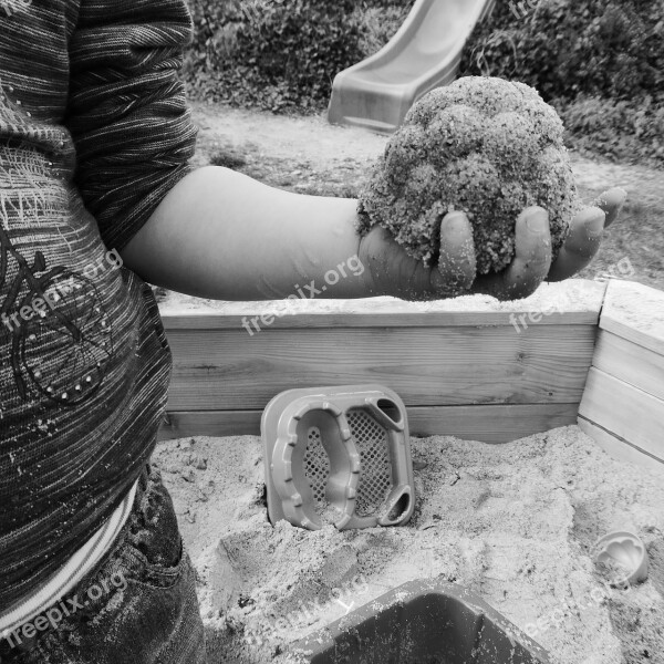 Child Hand Sand Sand Cake Child's Hand