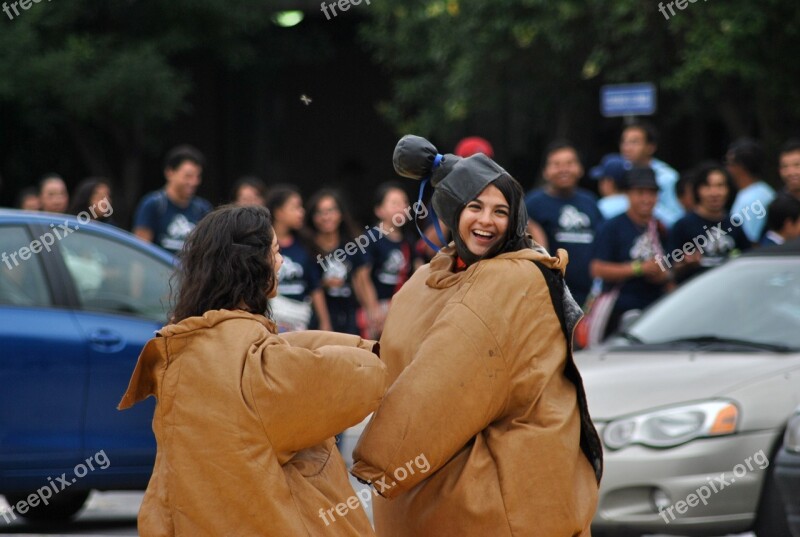 Girls Game Sumo Costume Laughter