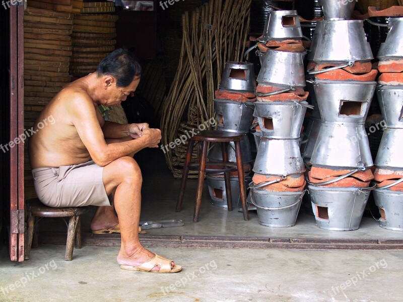 Thailand Man Stove Shop Burner