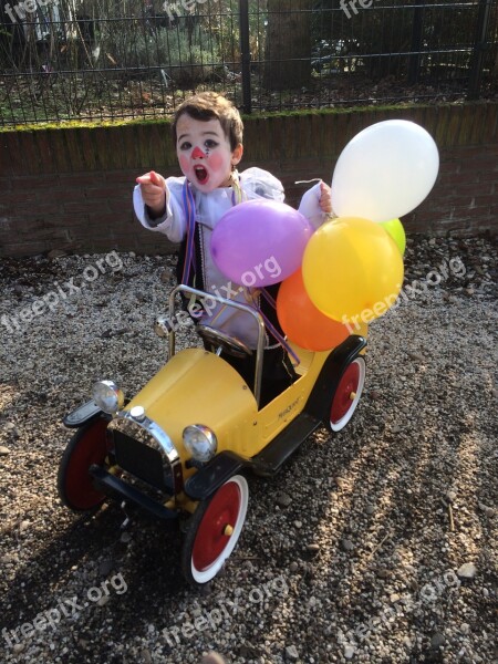 Clown Party Balloon Brum Pedal Car