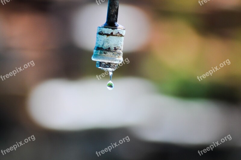 Water Drop Reflection Outdoor Spigot