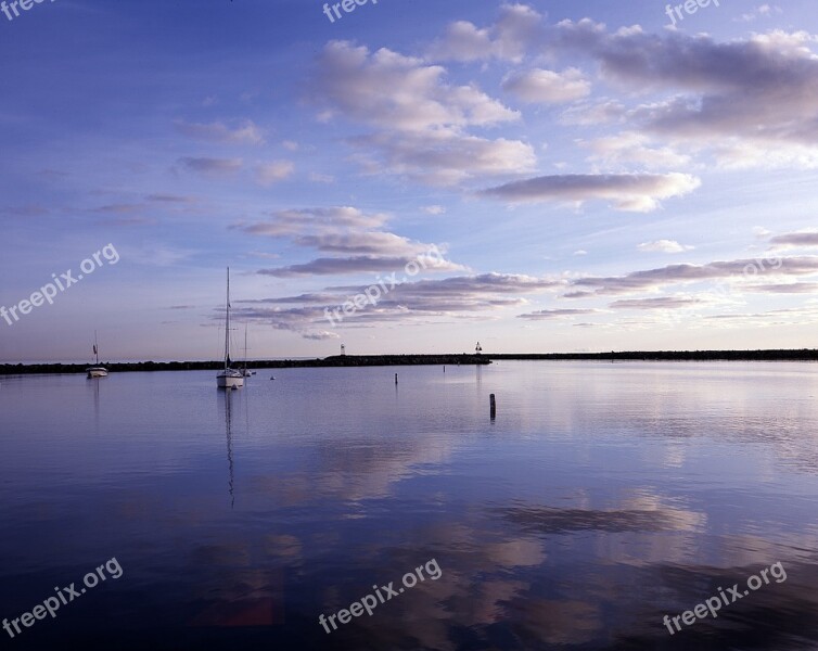 Nautical Harbor Island Water Port