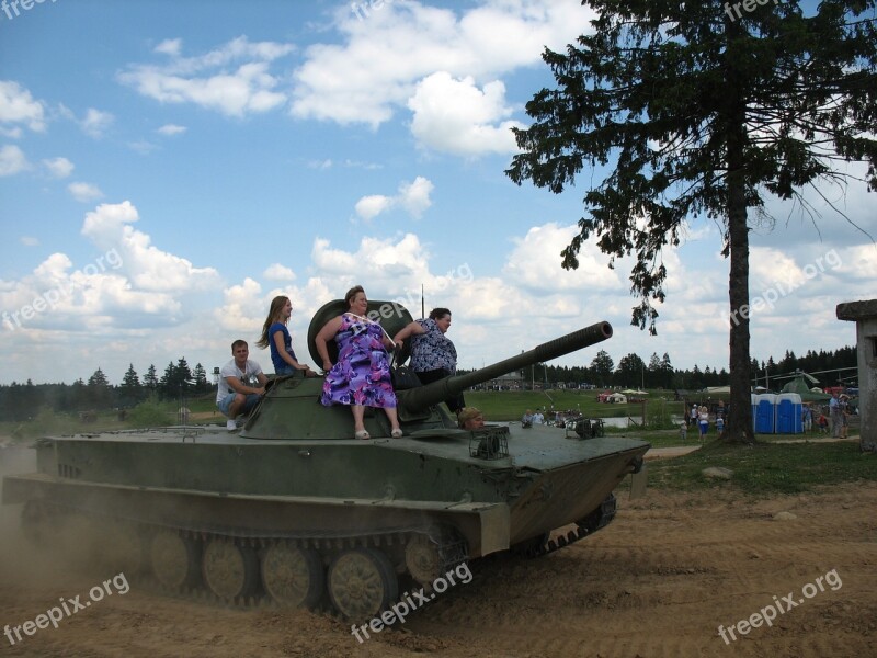 Tank Skiing Victory Day Free Photos