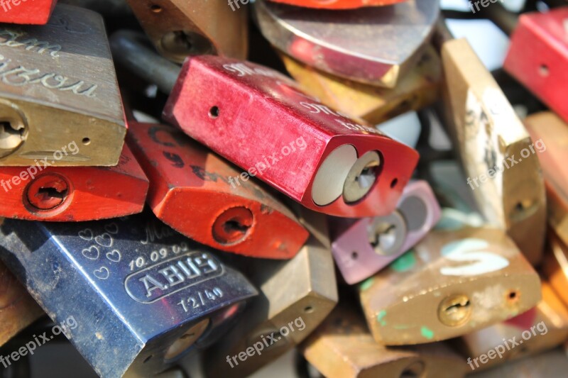 Hohenzollern Bridge Cologne Love Locks Castles Key