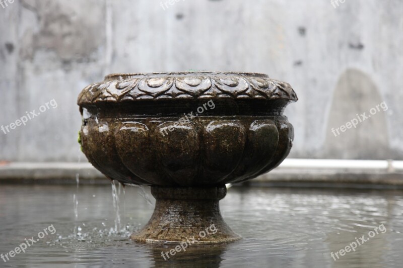 Water Flow Stone Carving Mid Pool