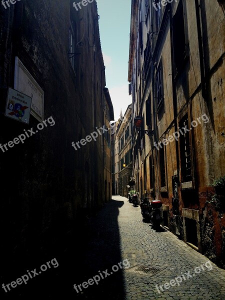 Lane Alley Urban Historic Old