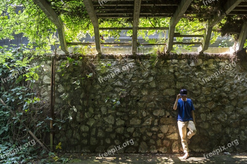 Men Nanning People's Park The Self-timer Wall