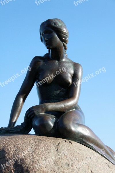 Copenhagen's Waterfront Little Mermaid Places Of Interest Sculpture Statue