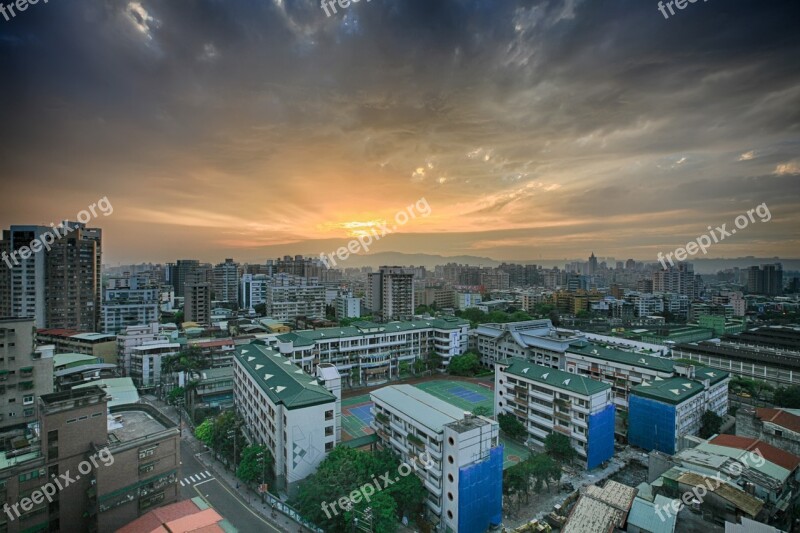 City Housing School Taipei The Evening Sun