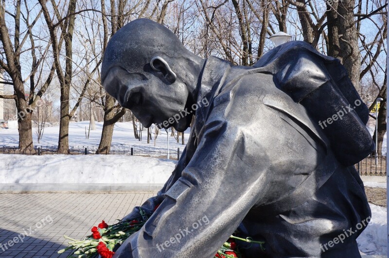 Soldier Monument Afghanistan Kirov Memory