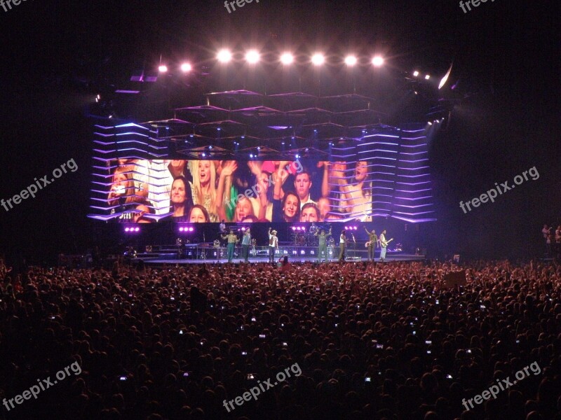 Bruno Mars The Hooligans Singer Concert Group