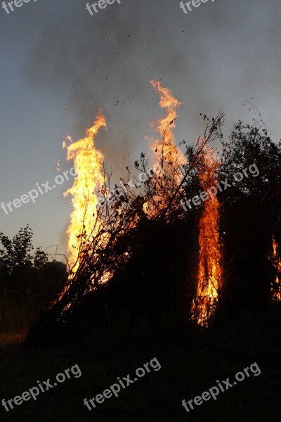 Flame Bonfire Fire Smoke Free Photos