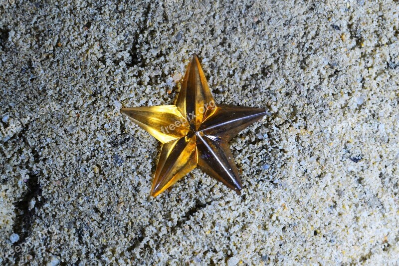 Star Yellow Toy Small Ground