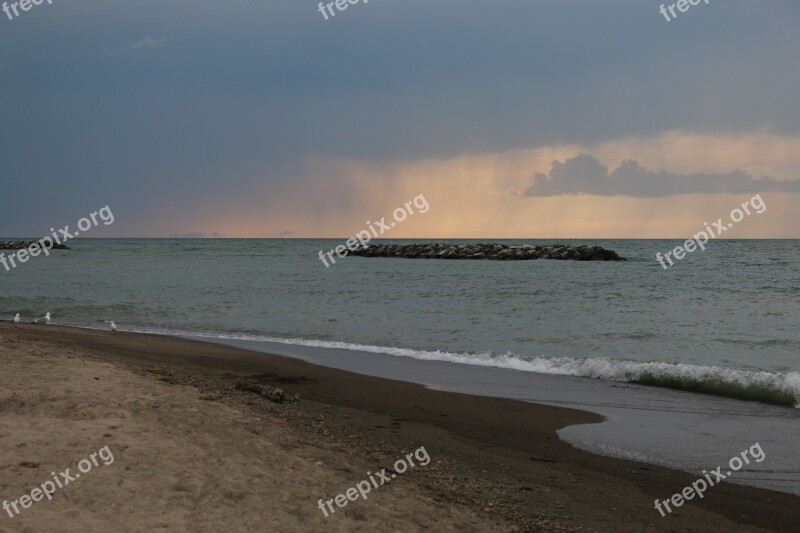 Presque Isle Pennsylvania Beach Storms Free Photos