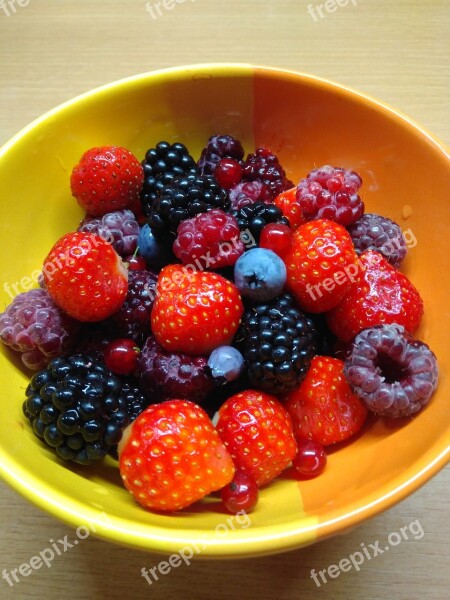 Fruit Berries Food Healthy Strawberries