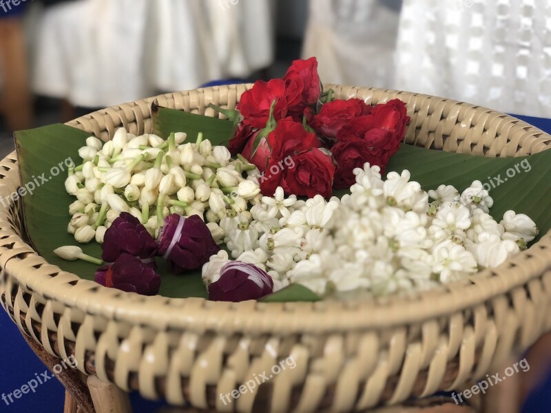 Garland Garlands Steering Wheel Love The Flowers Free Photos