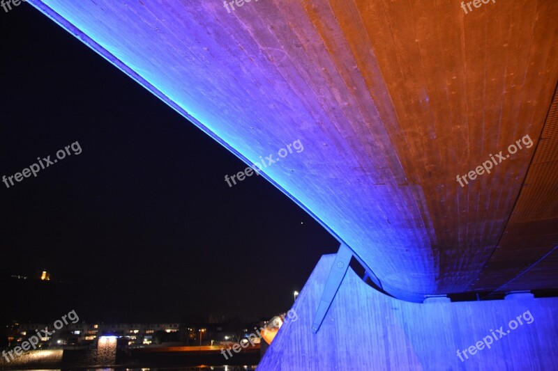 Test Lighting Bridge Hamelin Lighting Art